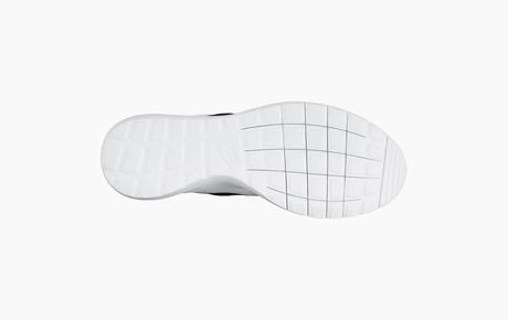 Nike Rosherun NM Breeze Nike Rosherun NM Breeze