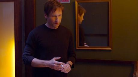 Californication – Hank Moody on a Plane (Season 5) Hank mulls over his non-future with Carrie.