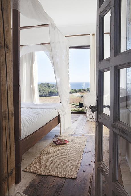 DECOR TREND: Sisal and jute rugs Image by Ruben Ortiz, styled by Katty Schiebeck