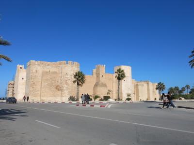 Backpacking in Tunisia: Top 5 Sights in Monastir Monastir Fort, Tunisia