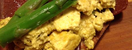 Asparagus Tofu Tartines with Light Vegan Hollandaise Sauce asparagus tartine up close