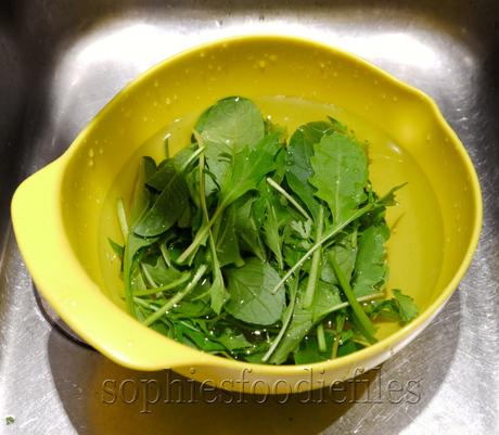 Gluten-free Dairy-free fresh chervil soup & my 1st produce! Gluten-free Dairy-free fresh chervil soup & my 1st produce!