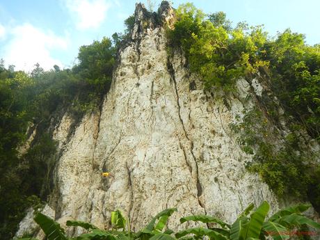 Poog Crag: A Brand-New Rock Climbing Destination in a Tropical Paradise Poog Rock Climbing