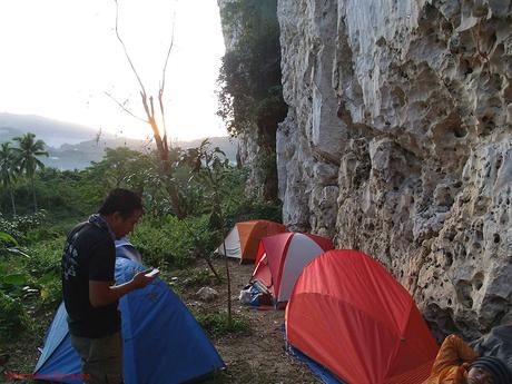 Poog Crag: A Brand-New Rock Climbing Destination in a Tropical Paradise Poog Rock Climbing