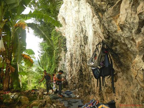 Poog Crag: A Brand-New Rock Climbing Destination in a Tropical Paradise Poog Rock Climbing