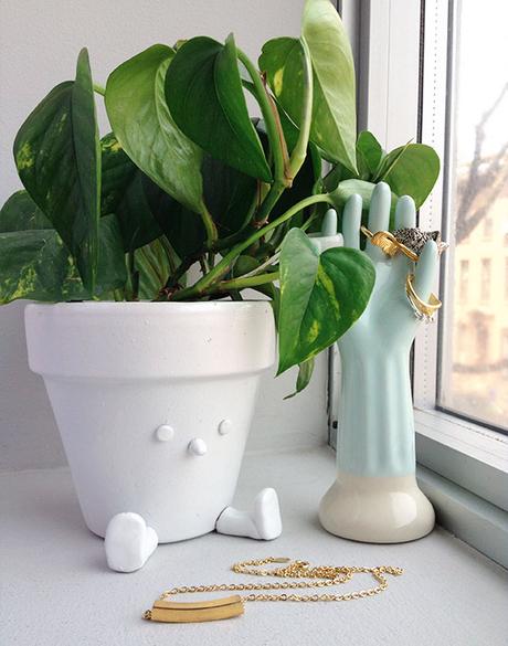 DIY quirky sitting flower pot
