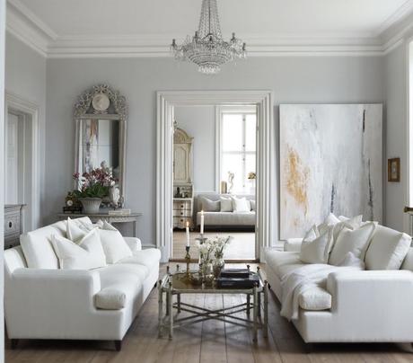 Finding Balance in your Home Decor Look at the crown molding...wow. And look what a