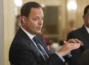 Texas Legislators Say No Difference Between Rural and Urban Open Carry Democratic Texas State Rep.Rafael Anchia failed in his bid Tuesday to exempt Houston, San Antonio, Dallas, and Austin from allowing licensed open carry. (Photo: Texas Tribune)