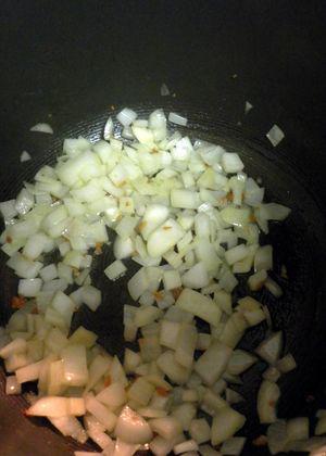 Leftover Chicken, Fennel & Sweet Potato Soup - Saute onion