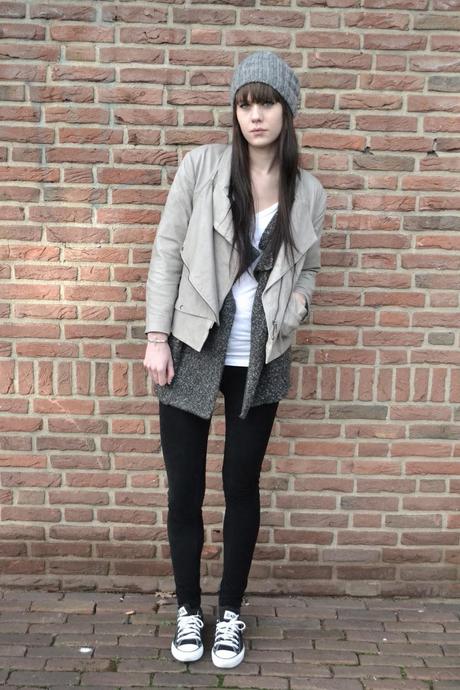 Outfit | Cream leather jacket