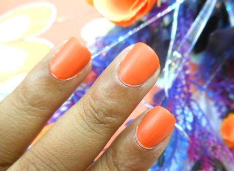 Orange Nails with L'Oreal Paris Color Riche Lush Tangerine