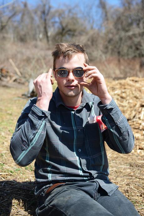 An Easter Egg Hunt on the Farm An Easter Egg on the Farm // www.WithTheGrains.com