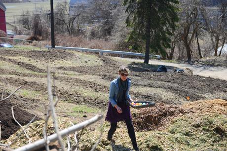 An Easter Egg Hunt on the Farm An Easter Egg on the Farm // www.WithTheGrains.com