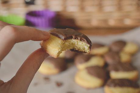 Recipe | Easy Shortbread Biscuits, Dipped in Chocolate