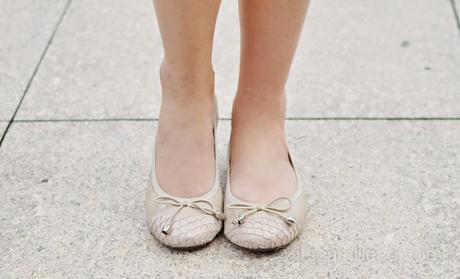 If you don't wear shoes in the house, use a flip-flop with a built-in arch support. The best ones we have found for heel pain are the Orthaheel Arch