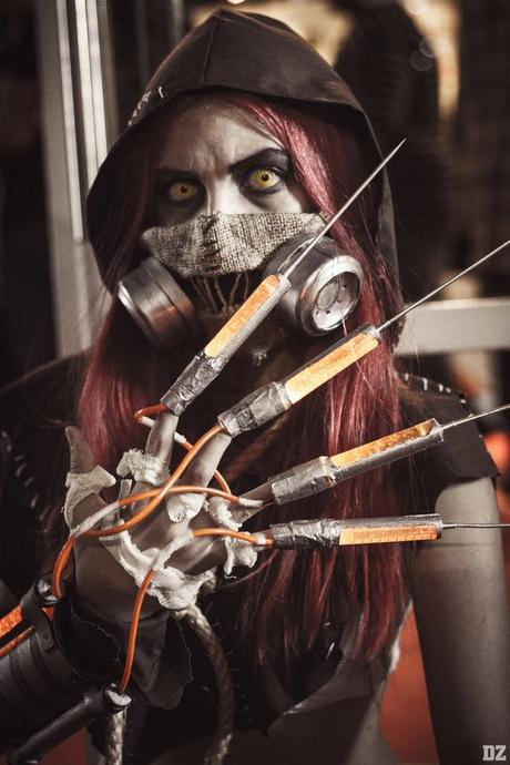 Best Cosplay of the Week: Skeletor, Scarecrow, Grommash & More scarecrow___batman__arkham_asylum_i_by_florbcosplay-d8qep7g