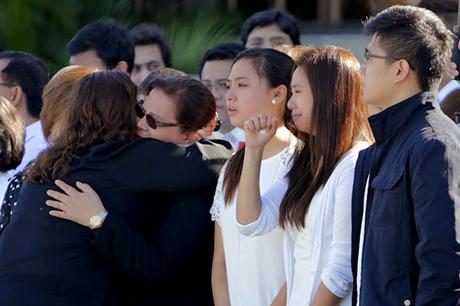 PH envoy’s remains flown back home