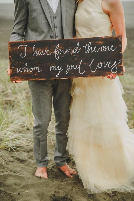 A Seaside Picnic Love Story . Modern Wedding Inspiration For The Unique Couple A Seaside Picnic Love Story . Modern Wedding Inspiration For The Unique Couple