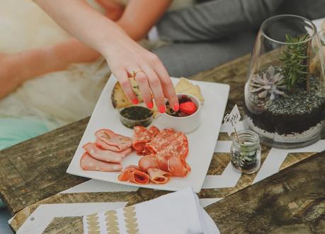 A Seaside Picnic Love Story . Modern Wedding Inspiration For The Unique Couple A Seaside Picnic Love Story . Modern Wedding Inspiration For The Unique Couple
