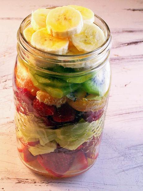 5 Fruity Breakfast To-Go Jars!