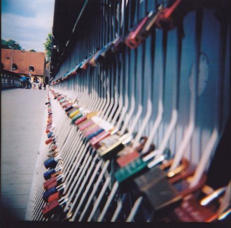 Photo Of The Week: Analogue Love Lomography_Diana_F+