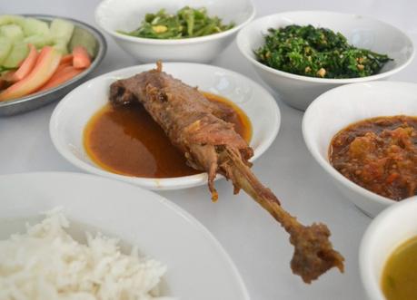 Essential Eating Guide to Asia Burmese Curry Fare, Top 50 Foods of Asia, Asian Food Guide