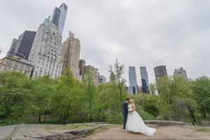 Hollie and Craig’s Wedding in Cop Cot Cop Cot Hollie Craig Central Park Wedding rocks b