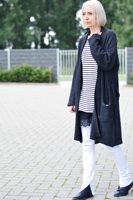 Turn it inside out // Lace detail Belgian fashion blogger: Mango, wool, cardigan, dark grey, robe, coat, striped dress, lace dress, detail, zara, vero moda, bershka white skinny jeans, h&m divided western boots. white hair, bob hairstyle, long bob, short bob,