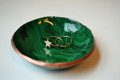 New Obsession: Faux Malachite Ring Bowls
