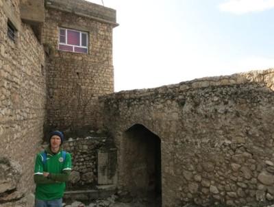 How to Get a Kuwait Tourist Visa on Arrival at Kuwait International Airport At the walls of Amadiya in Iraqi Kurdistan