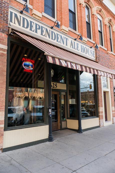 Ramblin’ Guide to Rapid City, SD – From the Badlands to Rushmore! Independant Ale House Rapid City