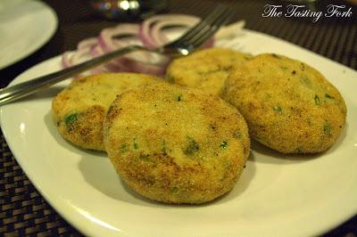 Delicious Mughlai Food at Kebab Gali, Yusuf Sarai, Green Park Delicious Mughlai Food at Kebab Gali, Yusuf Sarai, Green Park