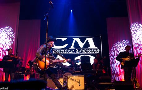Jason McCoy Performance CMAO Awards 2015-4231
