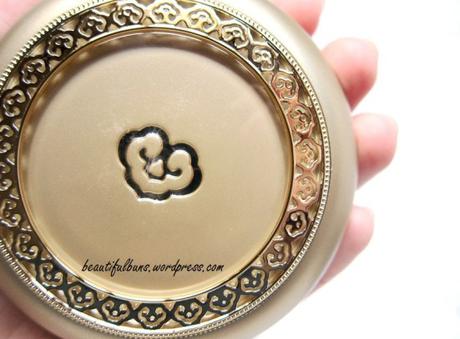 The History of Whoo Luxury Golden cushion (2)