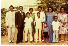 Former Rwandan President Juvenal Habyarimana and his family. When he died assassinated by a missile ordered by his successor president Kagame, Rwanda experienced a human tragedy of unprecedented consequences.