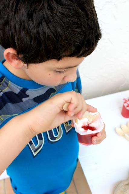 Summer Snacking Made Easy with a Cool Down Bar! #SnackPackMixIns #ad Summer Snacking Made Easy with a Cool Down Bar! #SnackPackMixIns #ad