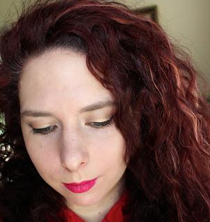 FOTD: Winged Liner and Bright Lipstick