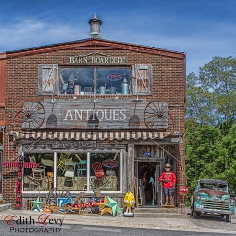 Muskoka, Port Carling, Ontario, Antiques, store, vintage, small town,
