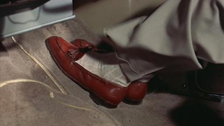 To Catch a Thief: Cary Grant’s Gray Summer Blazer TO CATCH A THIEF