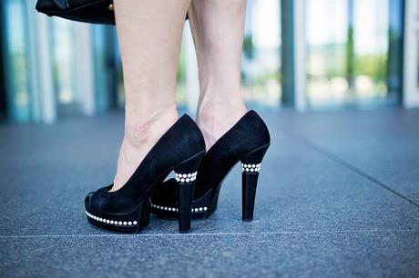 chanel pearl platform heels