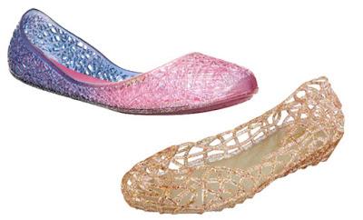 Stylish And Comfy Monsoon Footwear For Women!