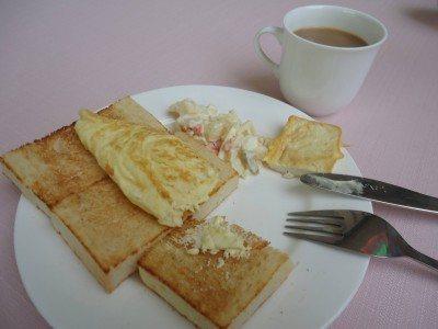 Staying at the 5 Star Yanggakdo Hotel in Pyongyang, North Korea Breakfast in the Yanggakdo