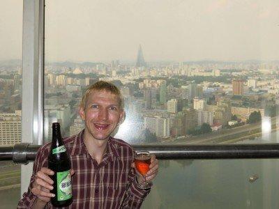 Staying at the 5 Star Yanggakdo Hotel in Pyongyang, North Korea The Revolving Restaurant bar and the epic views