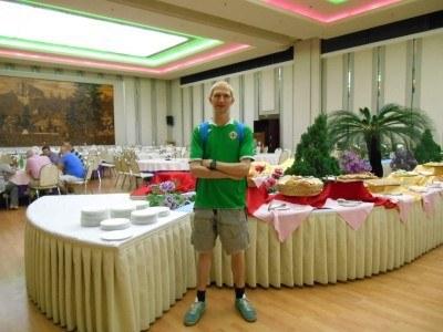 Staying at the 5 Star Yanggakdo Hotel in Pyongyang, North Korea Breakfast in the Yang
