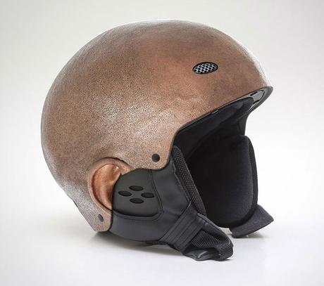 human-motorcycle-helmet-2
