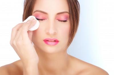 Sleeping With Makeup Is Dangerous: Is It True?