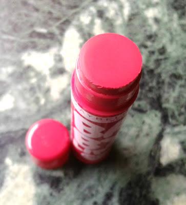 Maybelline Baby Lips Spiced up Lip Balm in Spicy Cinnamon & Tropical Punch Review Maybelline Baby Lips Spiced up Lip Balm in Spicy Cinnamon & Tropical Punch Review