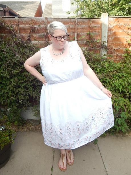 Lovedrobe White Summer Dress size 24 