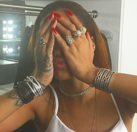 Who Cares if Rihanna’s BBHMM Video Is Feminist Or Not? She’s The One With The Power Who Cares if Rihanna’s BBHMM Video Is Feminist Or Not? She’s The One With The Power