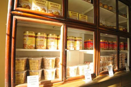 Rejano’s Marinduque Delicacies – Arrowroot Cookies. Rejano’s Marinduque Delicacies – Arrowroot Cookies.